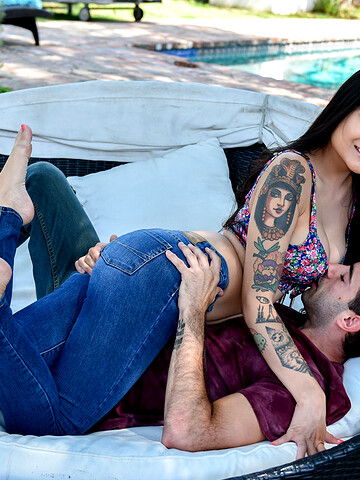 Gorgeous Asian Girl With Fake Boobs Pleases Lucky Dude Outdoors photos (Brenna Sparks)